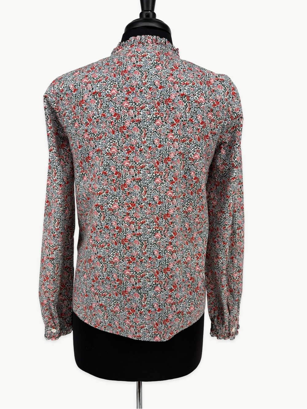 DÔEN Swan Top Size Small in White Petit Jardin Floral Cotton Button Down Shirt - Picture 3 of 16